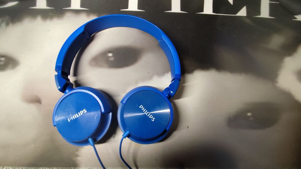 Накладные наушники Philips (синие, проводные)