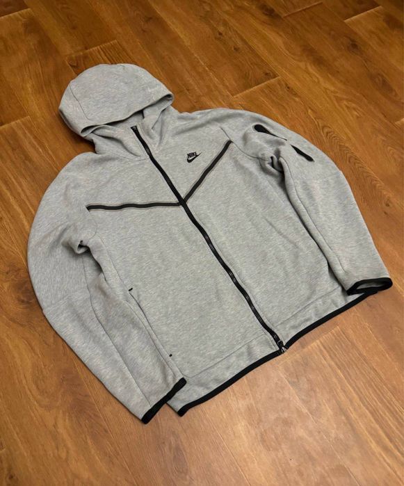 Nike tech fleece