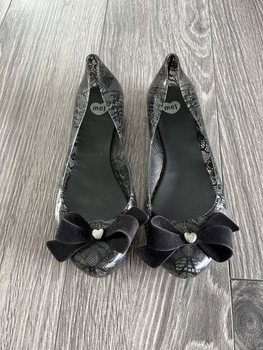 Baletki Melissa  Rozmiar 35/36 Całkowita Długość wkładki 22 cm