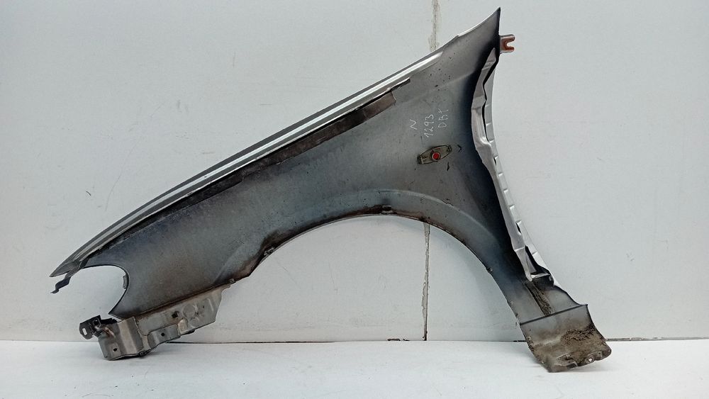 Guarda-lamas direito NISSAN Almera II Hatchback (N16)