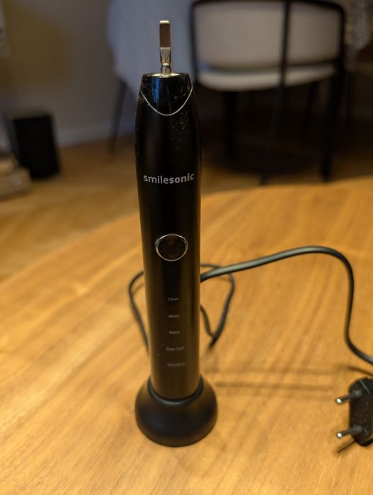 Szczoteczka soniczna Smilesonic EX czarna