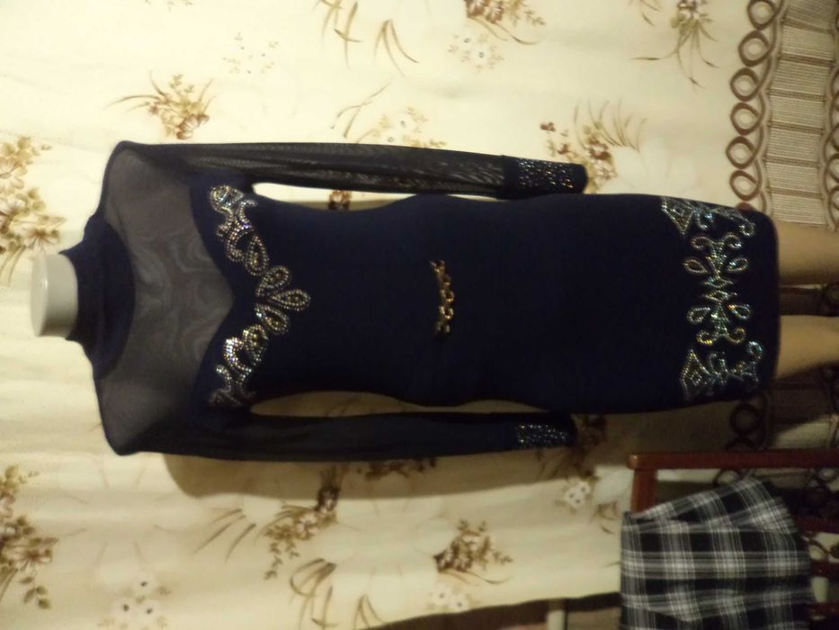 платье красивое 48-50 р