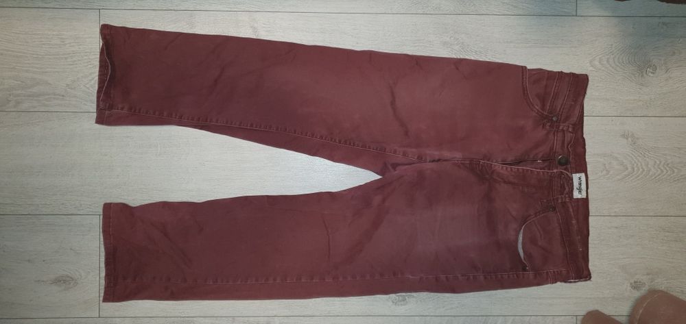 Spodnie WRANGLER ARIZONA rozmiar W31 L34 ładny kolor