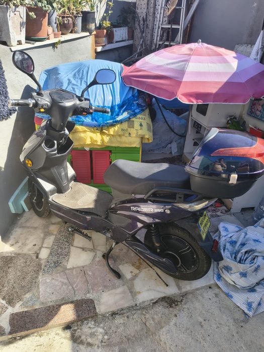 Scooters elétricas  para desocupar urgente!