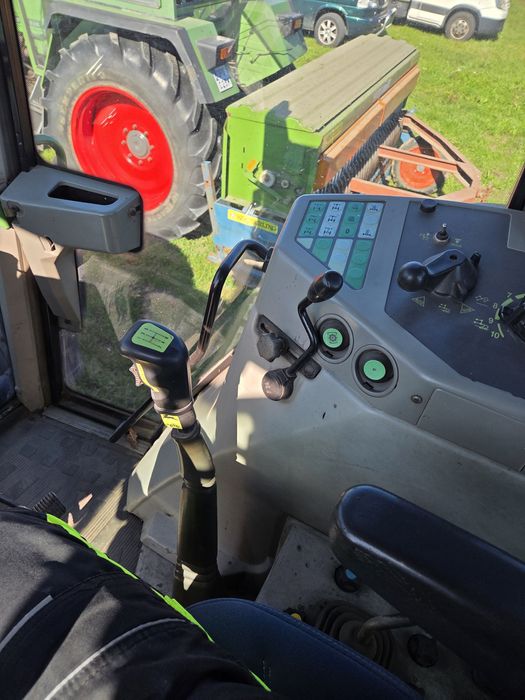 Sprzedam Fendt 515c