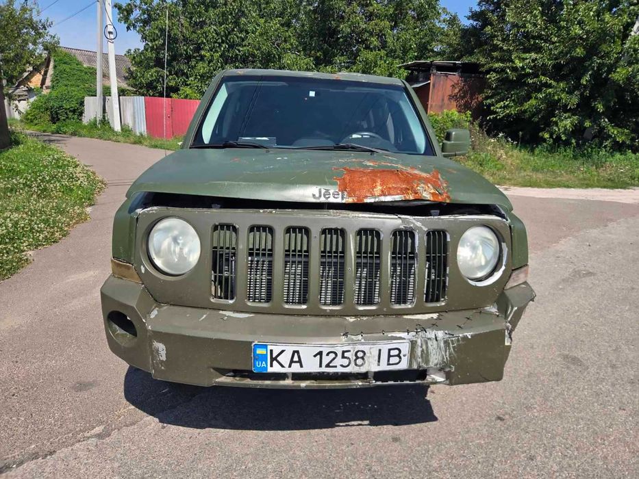 Продам Jeep Patriot 2008, 2.36л бензин, механіка, передній привод