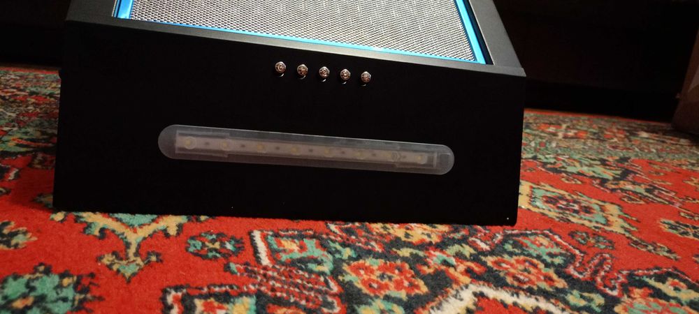 Витяжка кухонна Ventolux