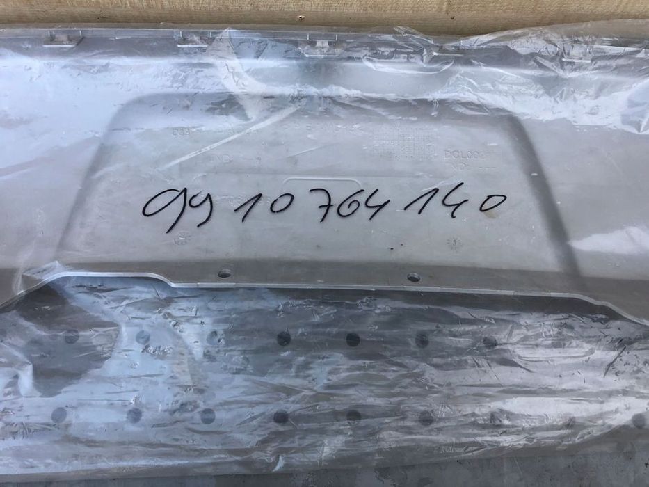 dacia duster dyfuzor tylny zderzak