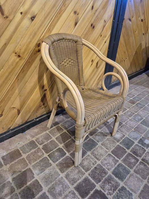 Krzesła rattanowe / wiklinowe (44 szt.) – styl boho, vintage, restauracja, ogród
