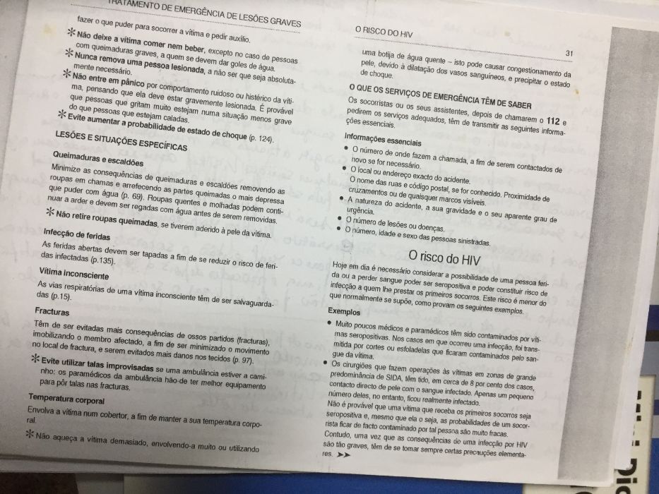 Livros medicina antibiotico e suporte imediato de vida e primeiros socorros