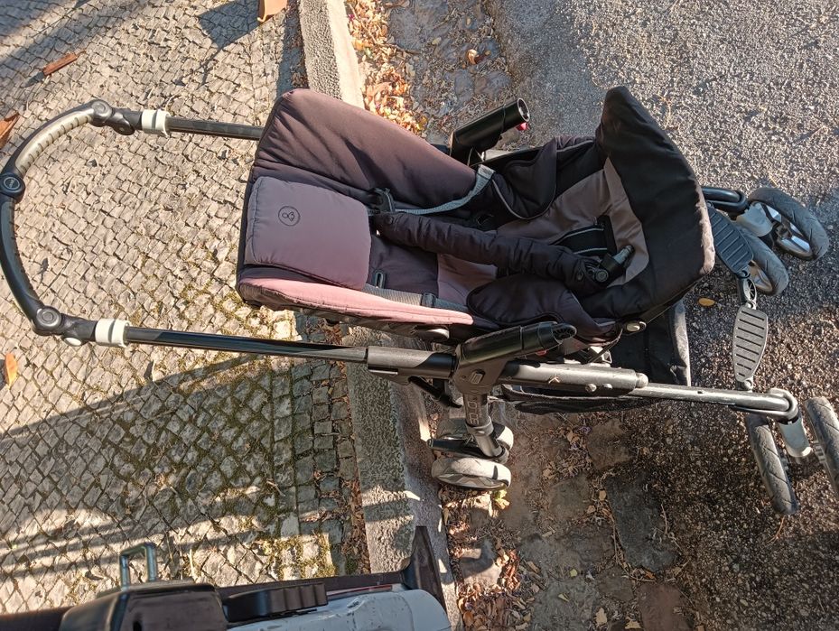 Carro passeio bebé/criança Jané usado bom estado!