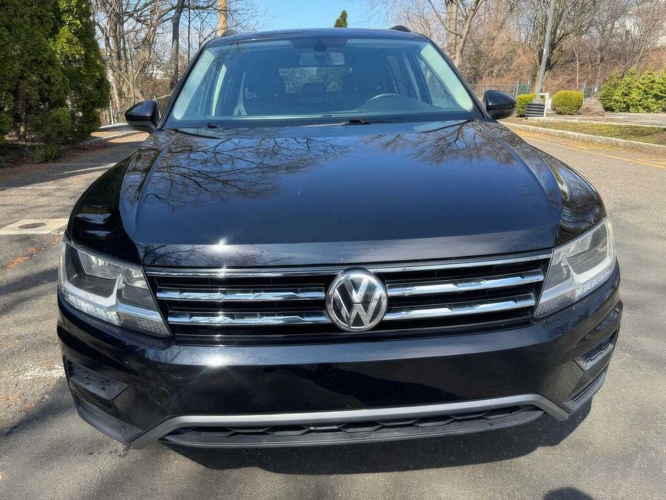 Volkswagen Tiguan      2019