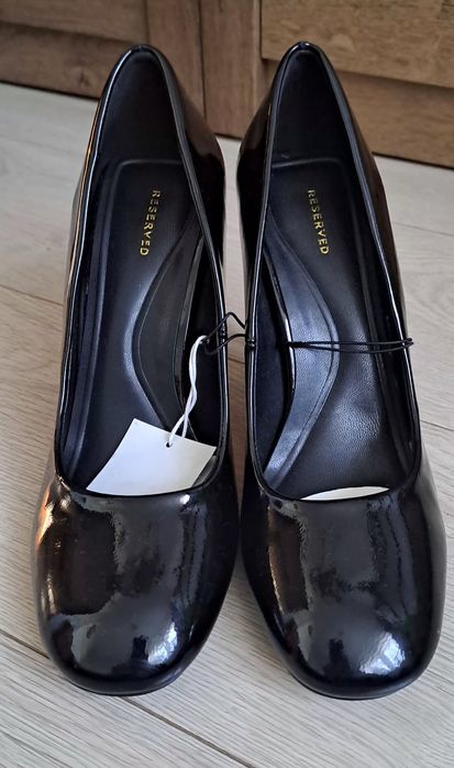 Eleganckie szpilki  lakierki eco skora.Nowe