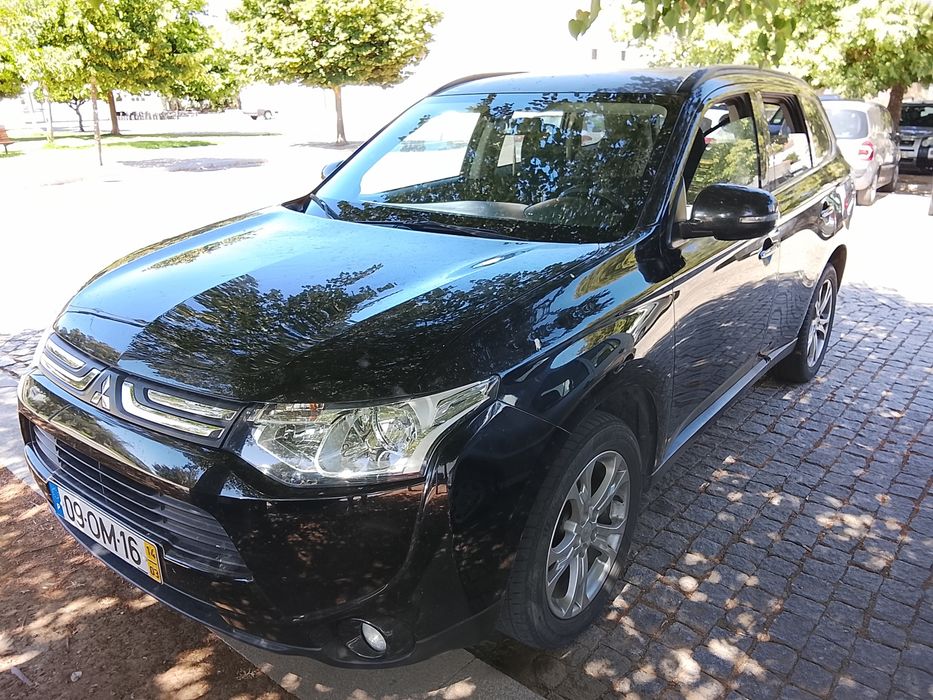 Mitsubishi Outlander Diesel 7 lugares