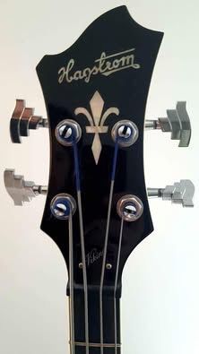 Hagstrom Viking Bass BK Gitara basowa semi-hollow body