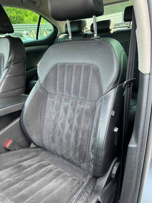 Комплект сидінь сидіння алькантара Skoda Superb 3 салон