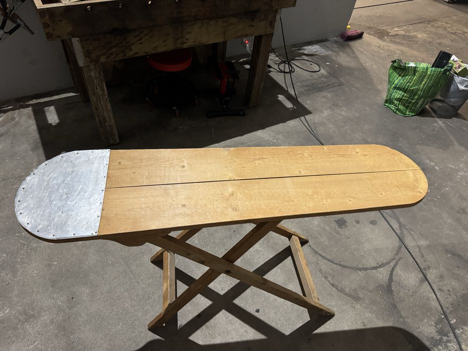 Tabua de passar a ferro antiga