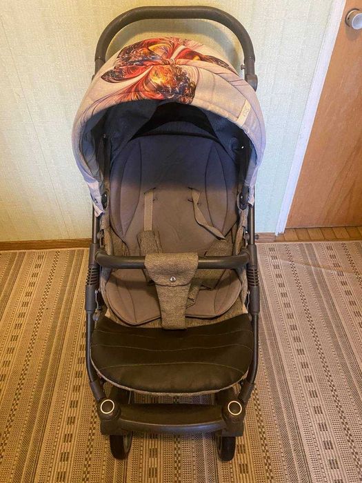 Продам дитячу коляску