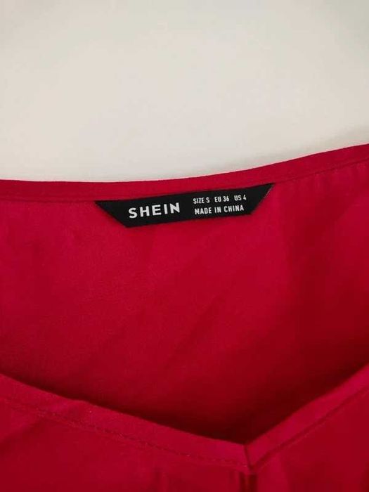 Top Bordeaux SHEIN – Estilo Cold Shoulder com Folhos – Tam. S