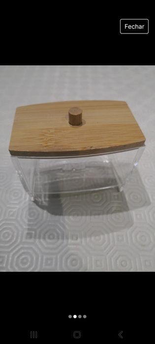 Caixa para cotonetes