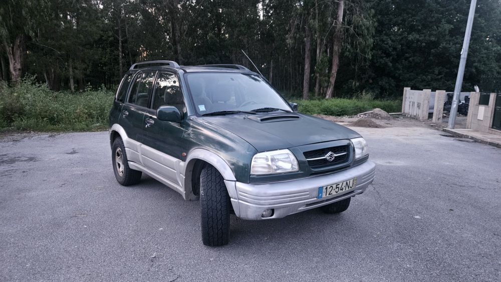 Suzuki Grand Vitara - 1999 - 5 portas - 2.0TD (87cv/216Nm)