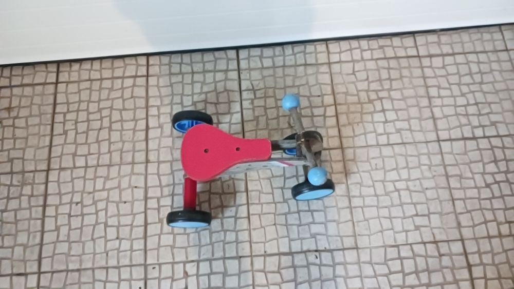 Tricicolo em madeira