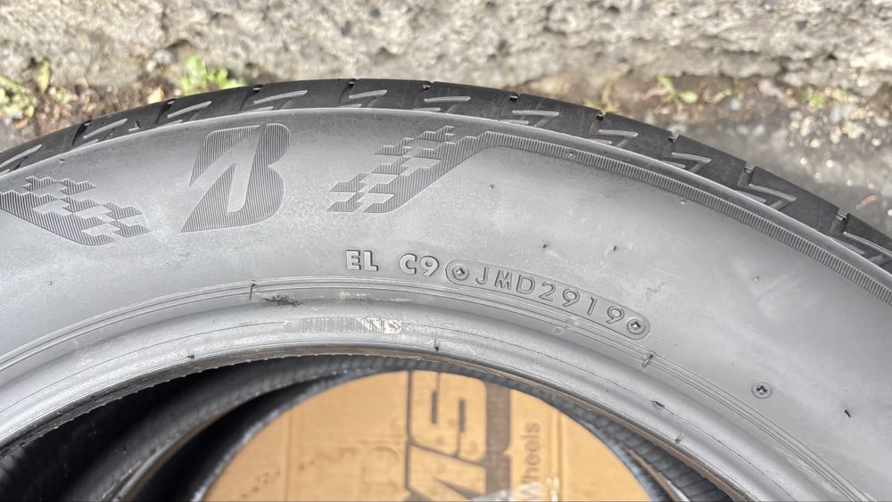 2x Bridgestone 215/55/18 z 2019 roku 6mm