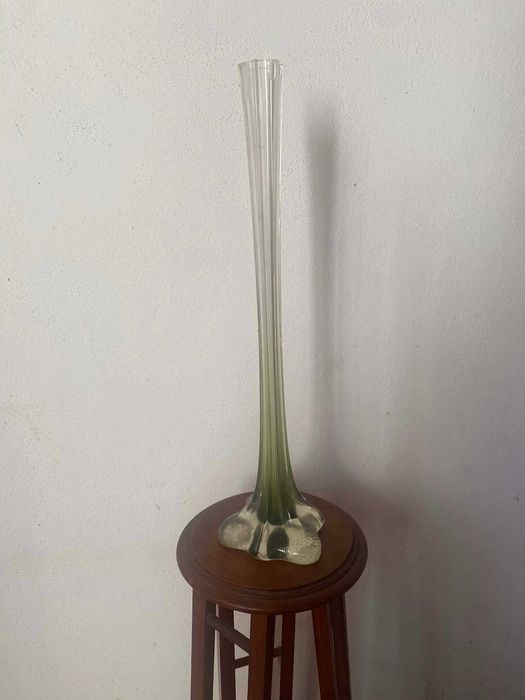 Coisas antigas,quadros cadieiros e vasos/3