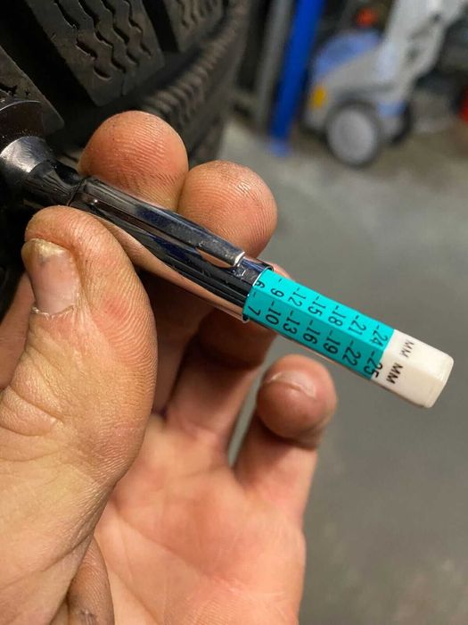 Koła opony zimowe felgi alu Mercedes E W212 225/55 R16 Michelin 7mm