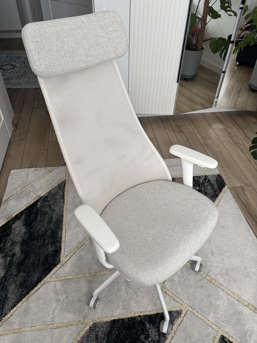 JÄRVFJÄLLET IKEA Krzesło biurowe z podłokietnikami, biały