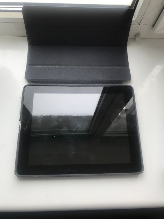Планшет Apple iPad 4