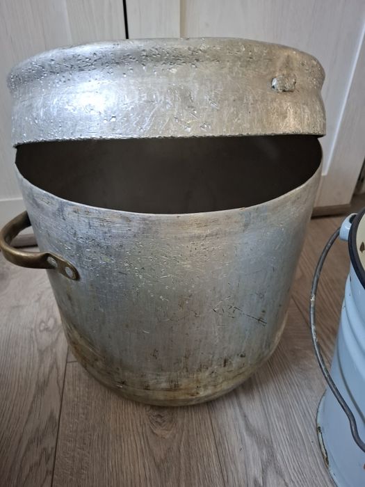 Посуда кухонная.