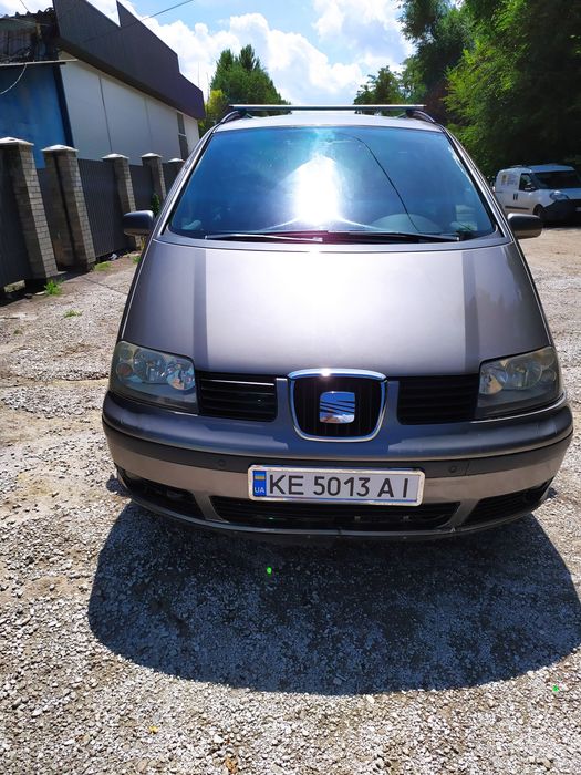 Seat Alhambra 2.