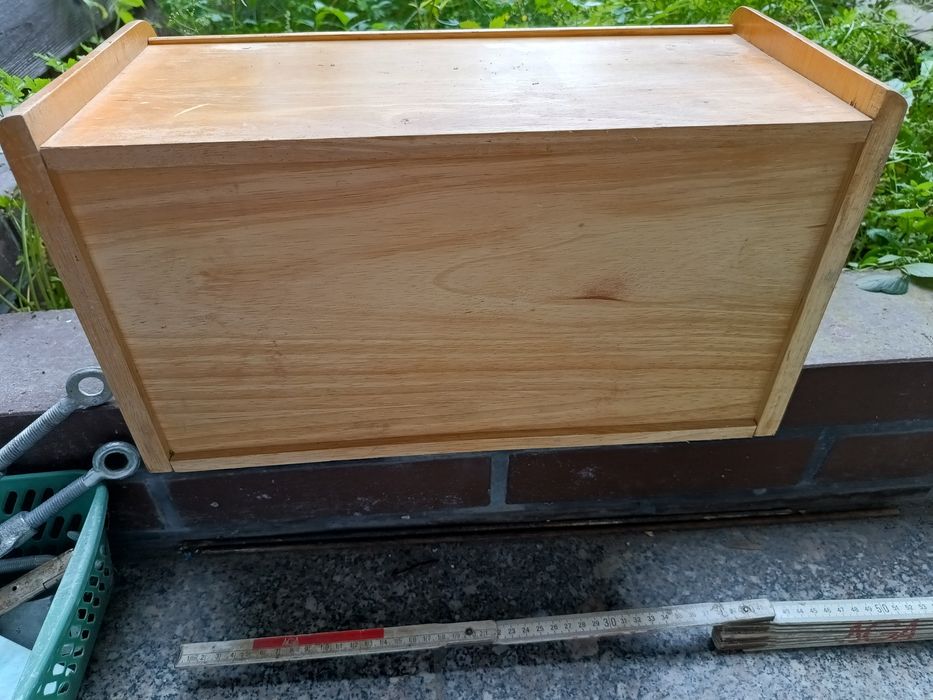 Chlebak z drewna do lekkiej renowacji