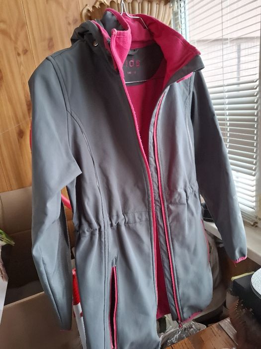 Ветровка на девочку