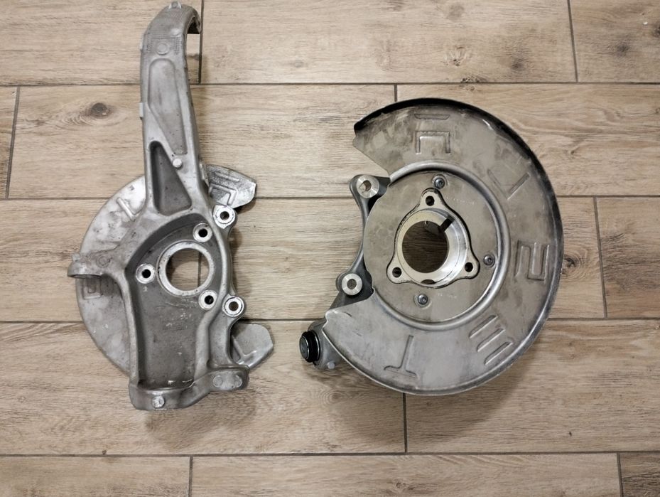 Продам цапфи тесла моделі 3