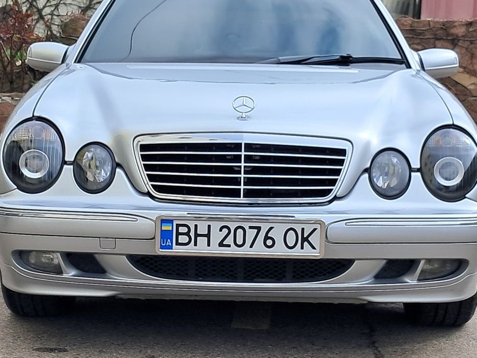 Продам Мерседес w210