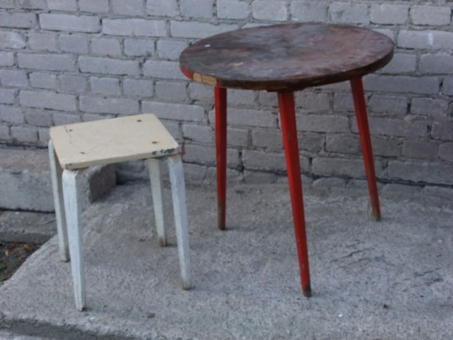 Stolik plus taboret