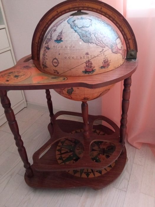 Бар-глобус напольный Zaffoli