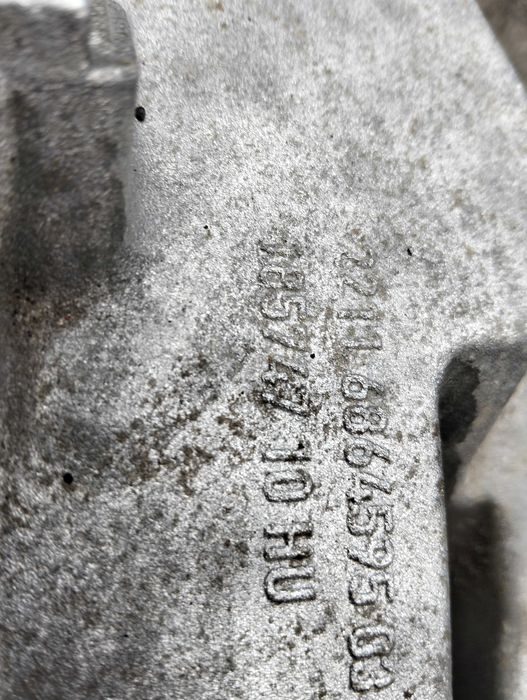 Łapa silnika BMW g20 g21