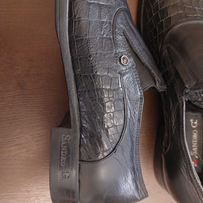 Чоловіче взутя нове