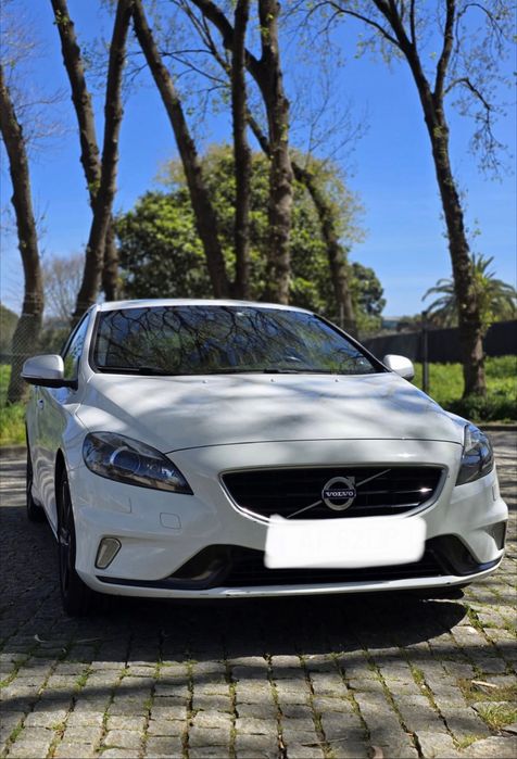 Vendo Volvo V40 R design 2015 D2