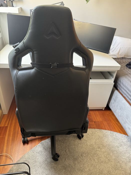 Cadeira Alpha Gamer usada