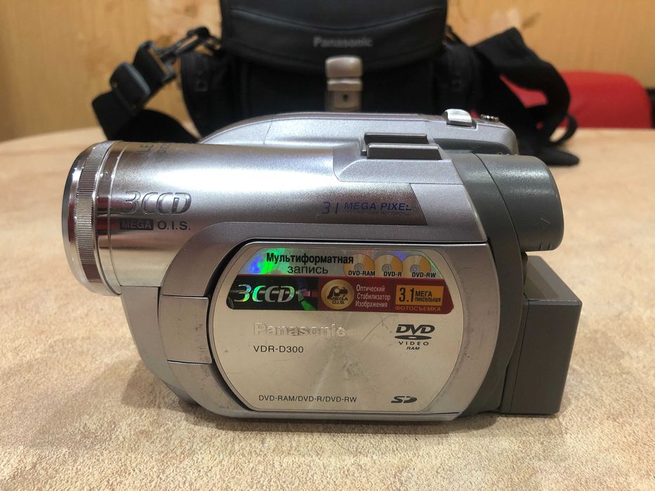★パナソニック Panasonic ビデオカメラ VDR-D300 楽天市場】ビデオカメラ パナソニック vdr－d300の通販