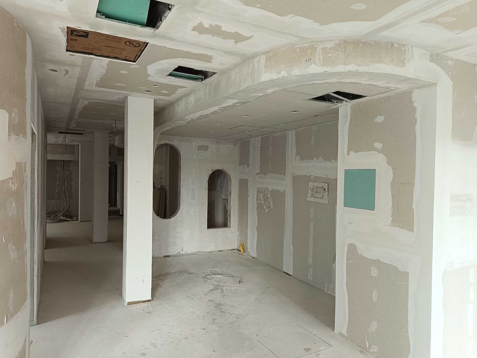 Malowanie oraz prace z suchą zabudową