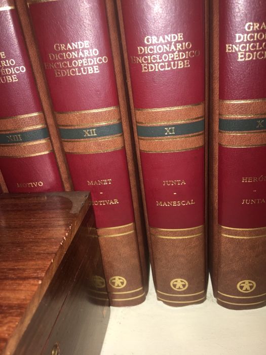 Enciclopédia64861382550402124