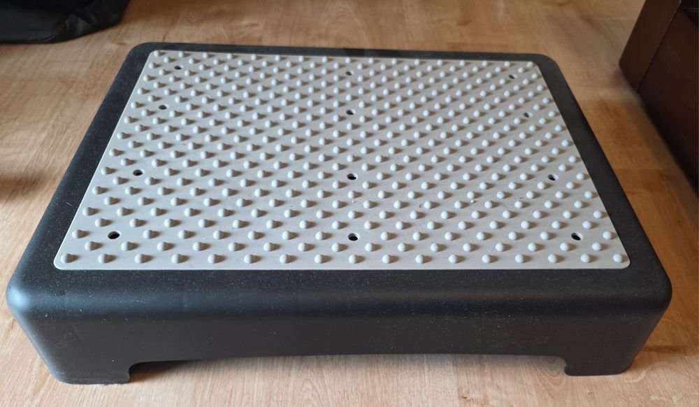 Plataforma / Suporte Elevado – Ideal para Home Office ou Sala | Preto