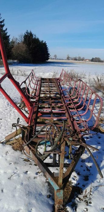 Przyczepa laweta do słomy bali samo załadowcza transport.