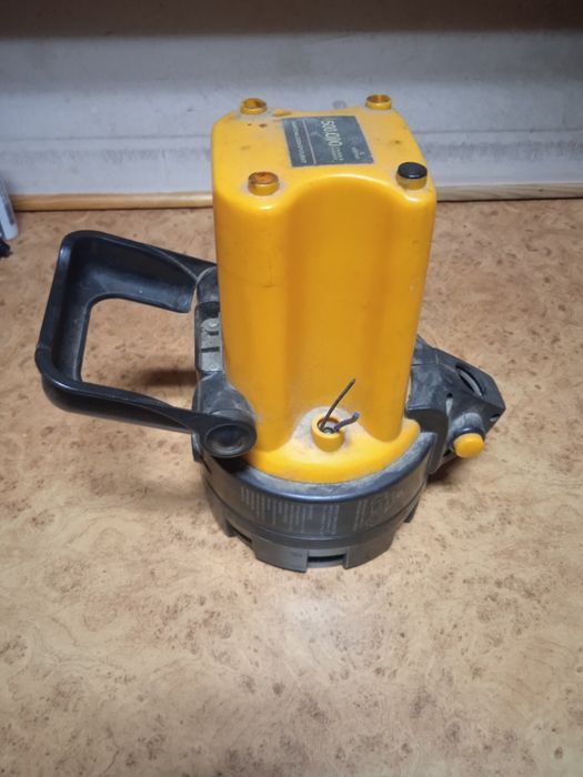 Фонарик на запчастини