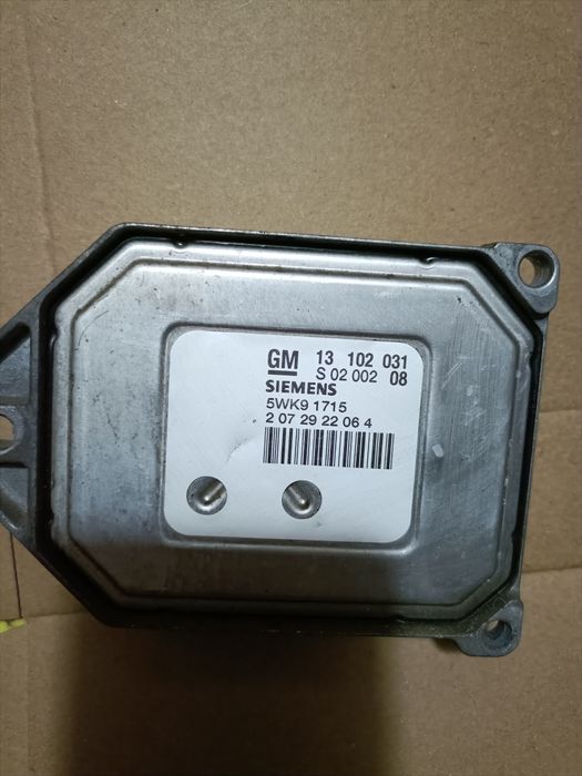 Sterownik Silnika Opel Vectra C 1.8